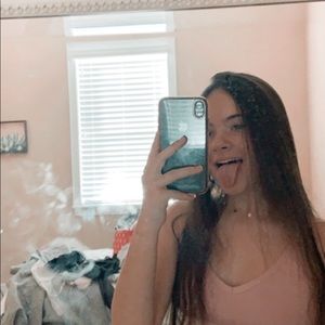 Meet your Posher, Brooke